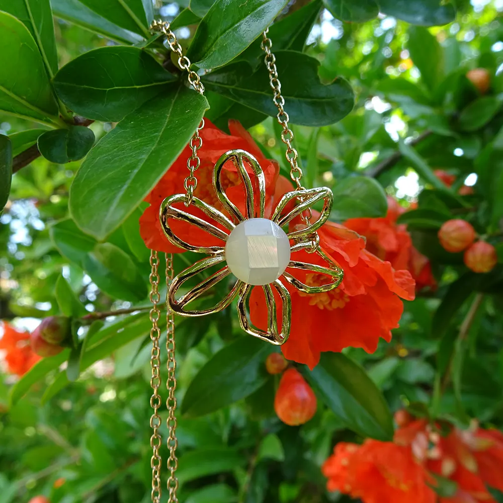 Collana Fiore Madreperla Makamaga Codice Gcl23001 02