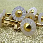 Gemelli Madreperla Bianca Oro Set400 01 - MakaMaga