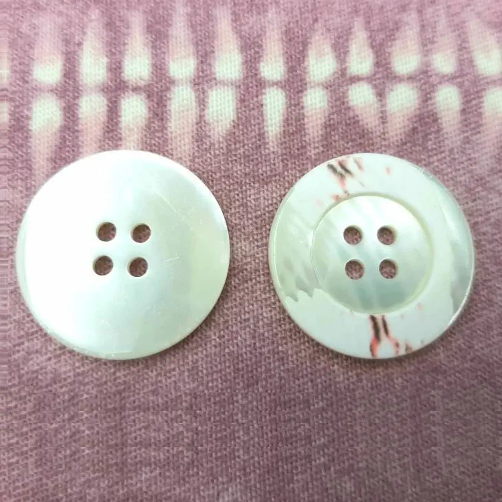 Bottone Madreperla Rovescio Bianco Set410 01 - MakaMaga