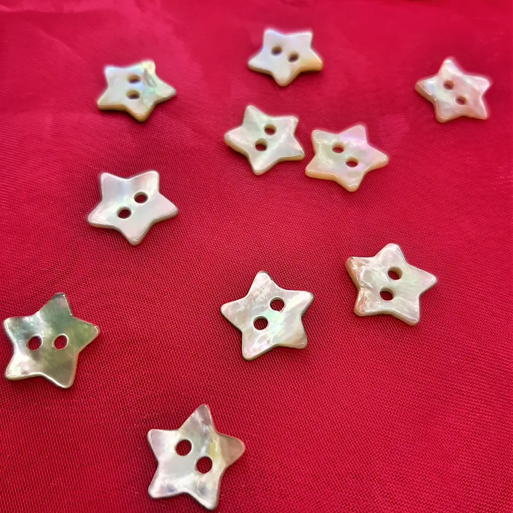 Bottoni Stella 2fori Agoya Set203 03 - MakaMaga