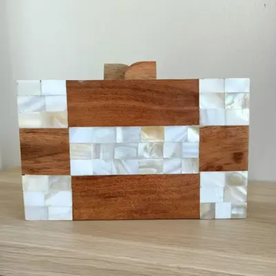 Borsa Madreperla Bianca Legno Tracolla Bor001 01 - MakaMaga
